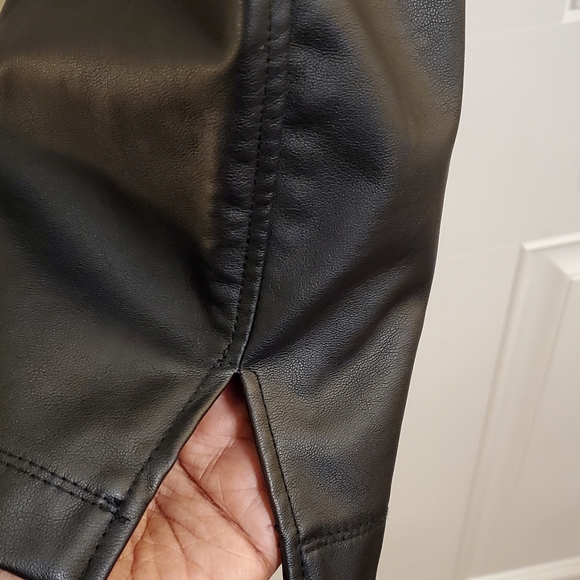 💎 Faux and stretch fabric leggings Pamela Maccoy. Size 1X - Picture 7 of 7